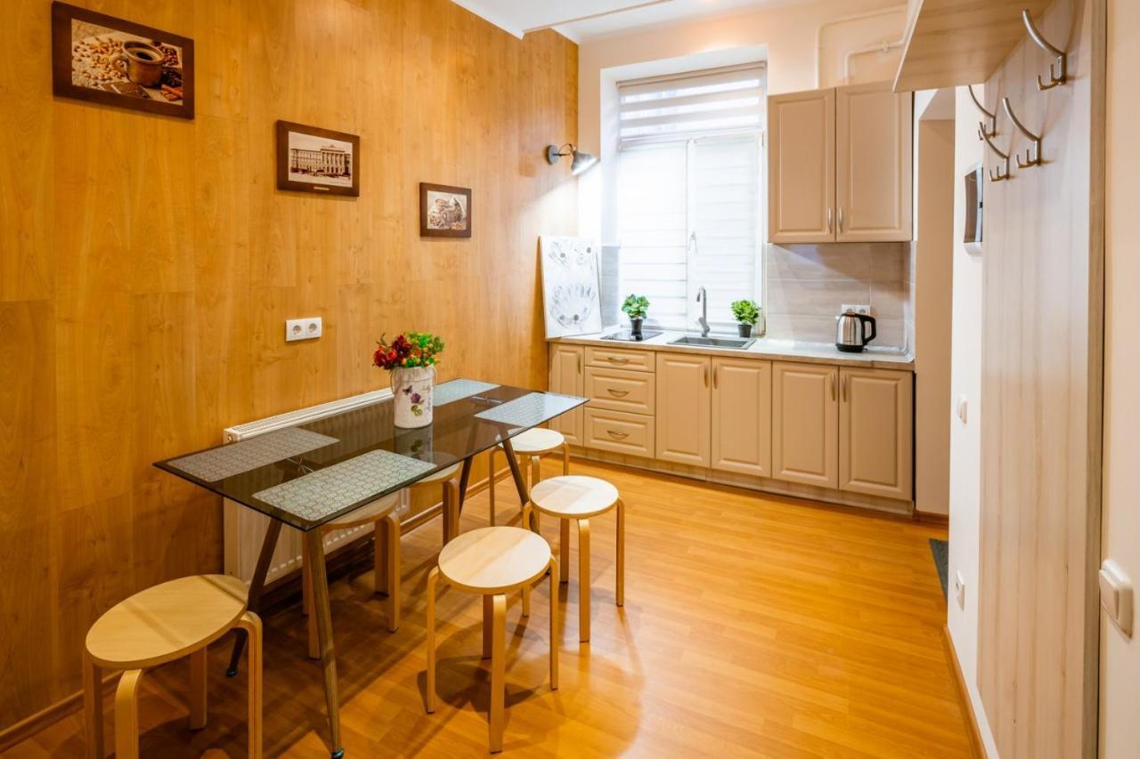 Alfa Apartments Svobody 31 Lviv Exterior foto